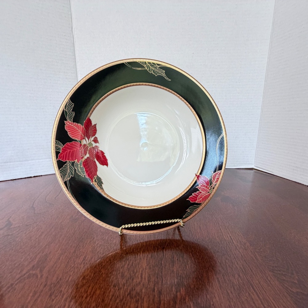 4 x Mikasa Rimmed Soup Bowls Christmas Eve L3467 Black Gold Red Poinsettia EXCL